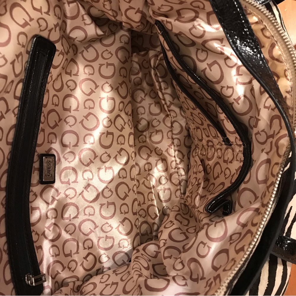 Large Guess Zebra Print Fabric Handbag - image 4